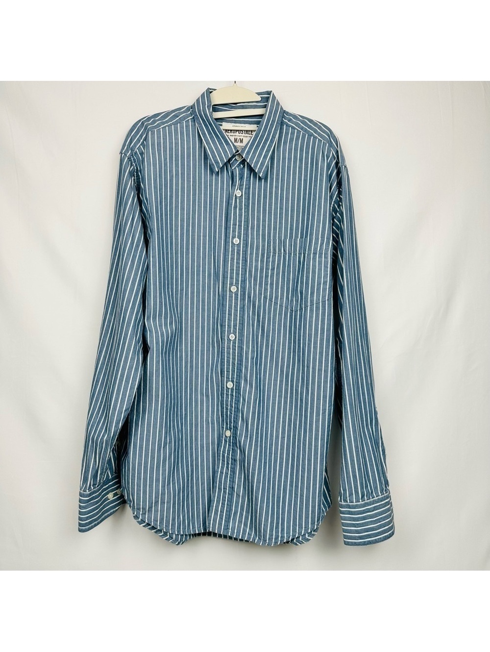 Aeropostale Shirt Men's Long Sleeve Button Up Vertical Stripe Blue & White Med